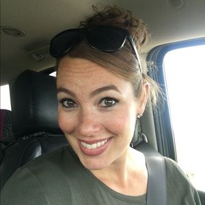 Meet your Posher, Lilly